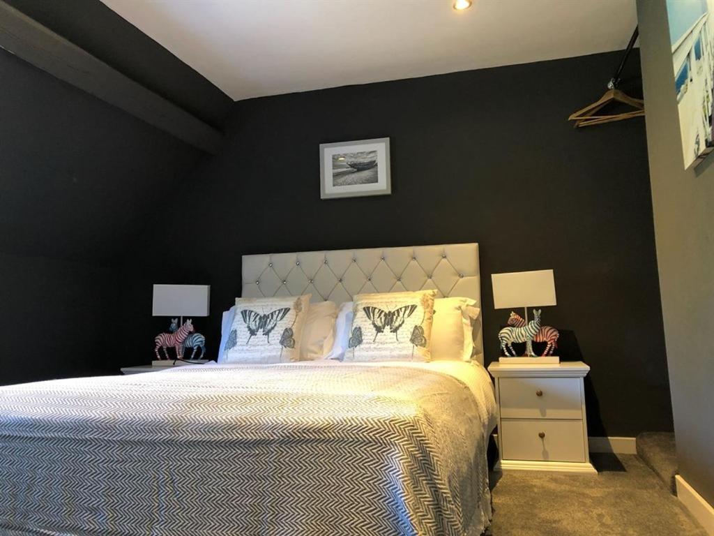 Old Fleece Apartments Stroud  Room photo